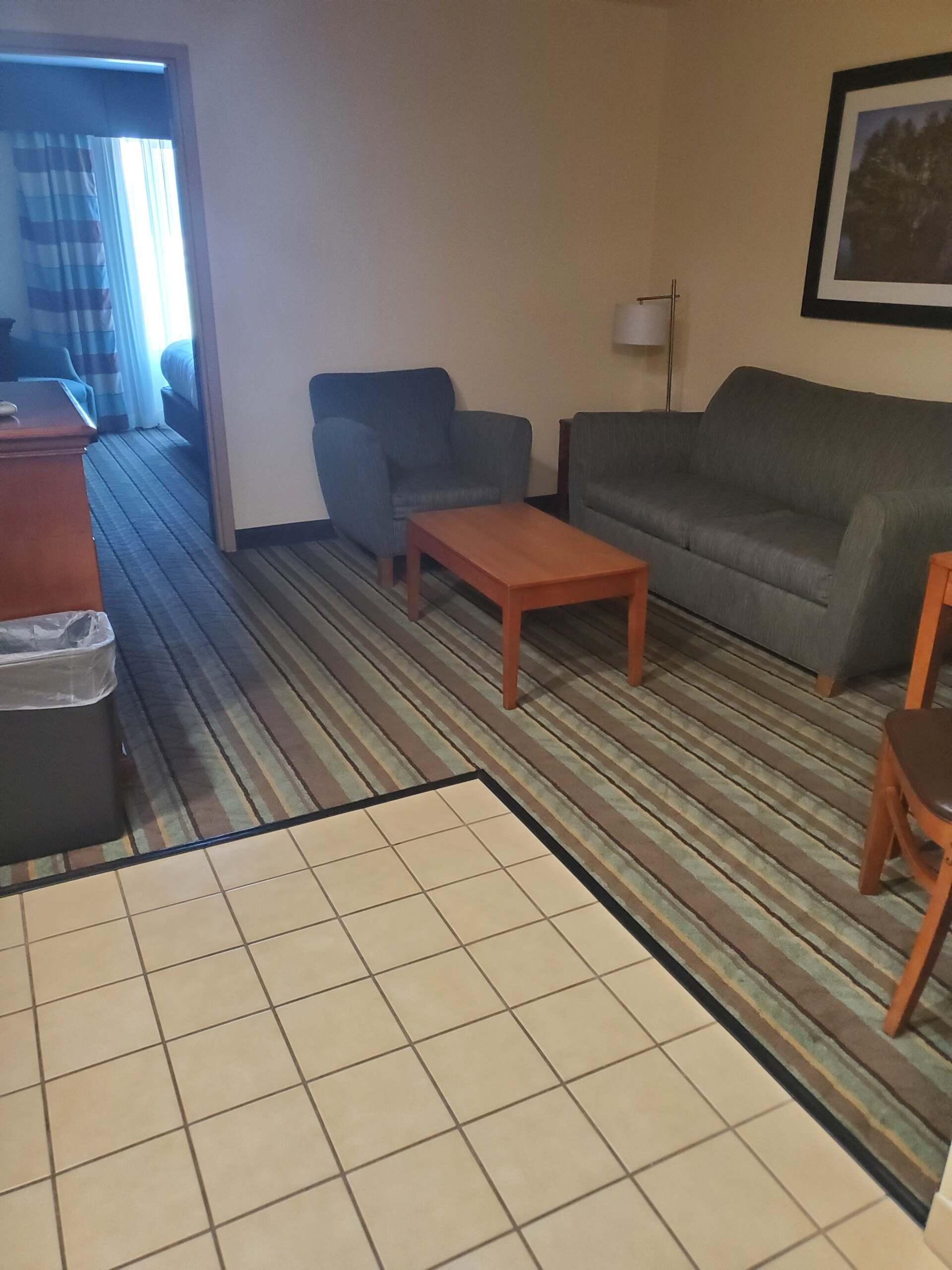 Holiday Inn Express & Suites Salamanca, An Ihg Hotel Εξωτερικό φωτογραφία