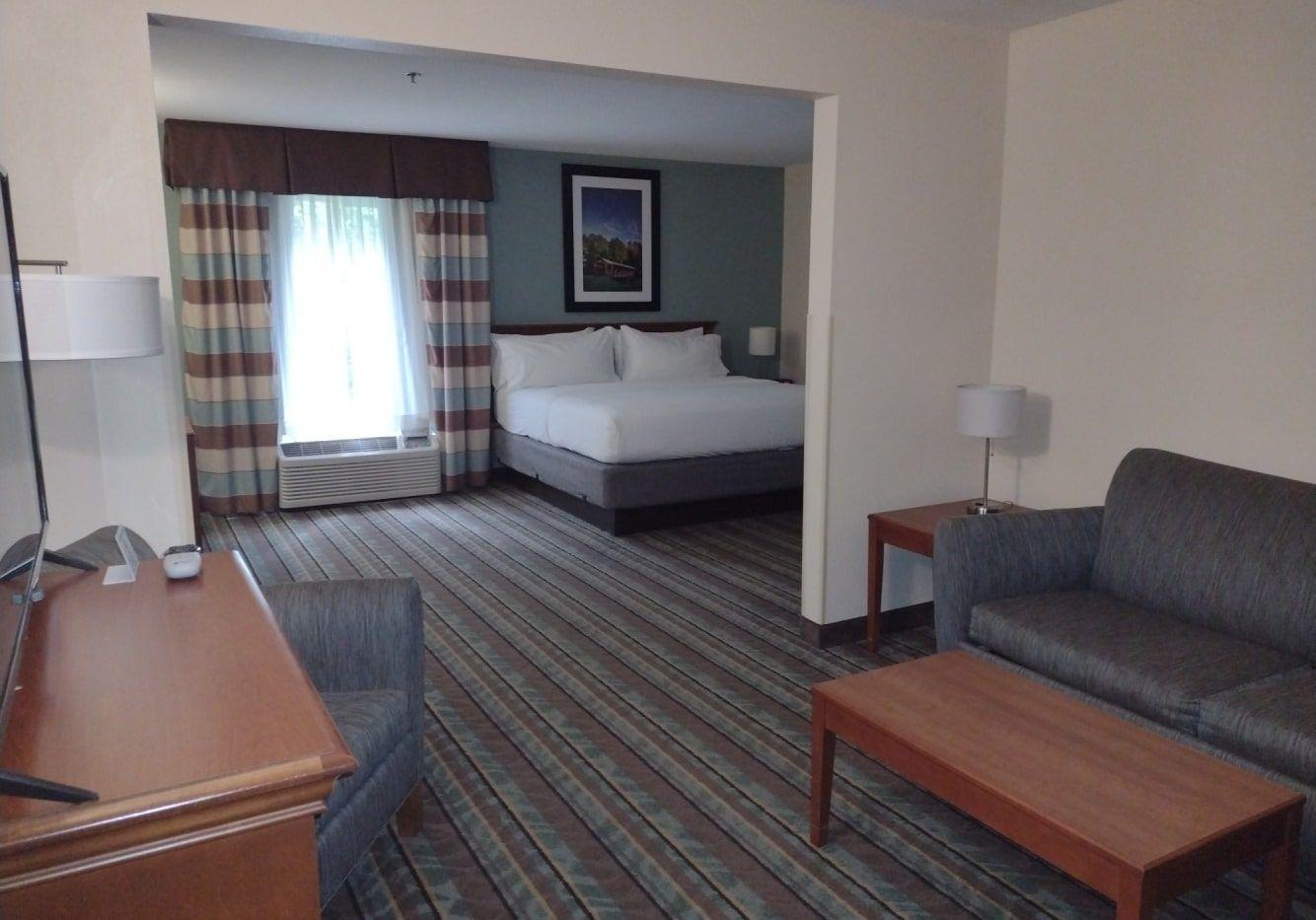 Holiday Inn Express & Suites Salamanca, An Ihg Hotel Εξωτερικό φωτογραφία