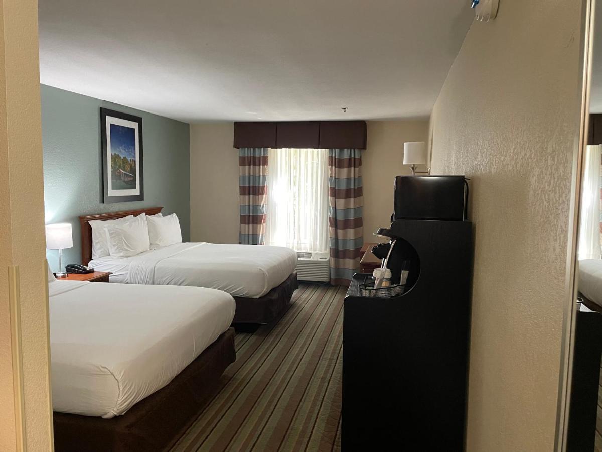 Holiday Inn Express & Suites Salamanca, An Ihg Hotel Εξωτερικό φωτογραφία